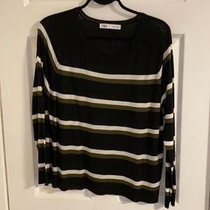 2 For $25 🌟 Zara Striped Top